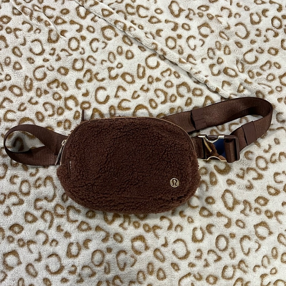 lululemon athletica Brown Fleece Bag